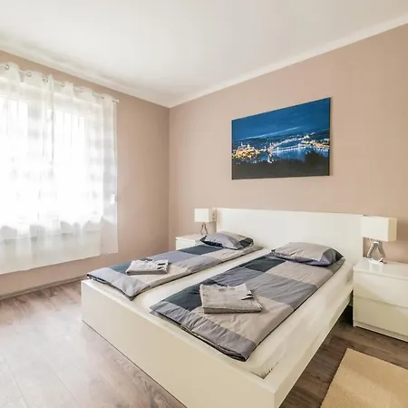 Fillér Classy Apartman Apartman *